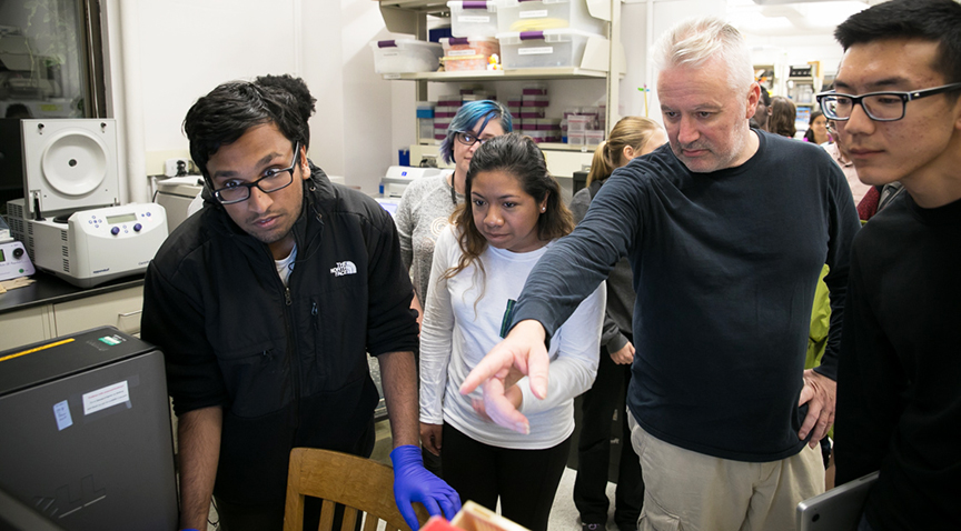 Thompson and students in lab class