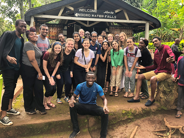 The students in the 2018 Tanzania program