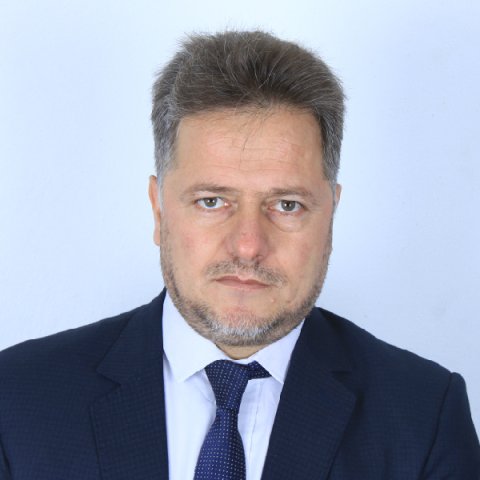 Noor Ahmad Akhundzadah headshot